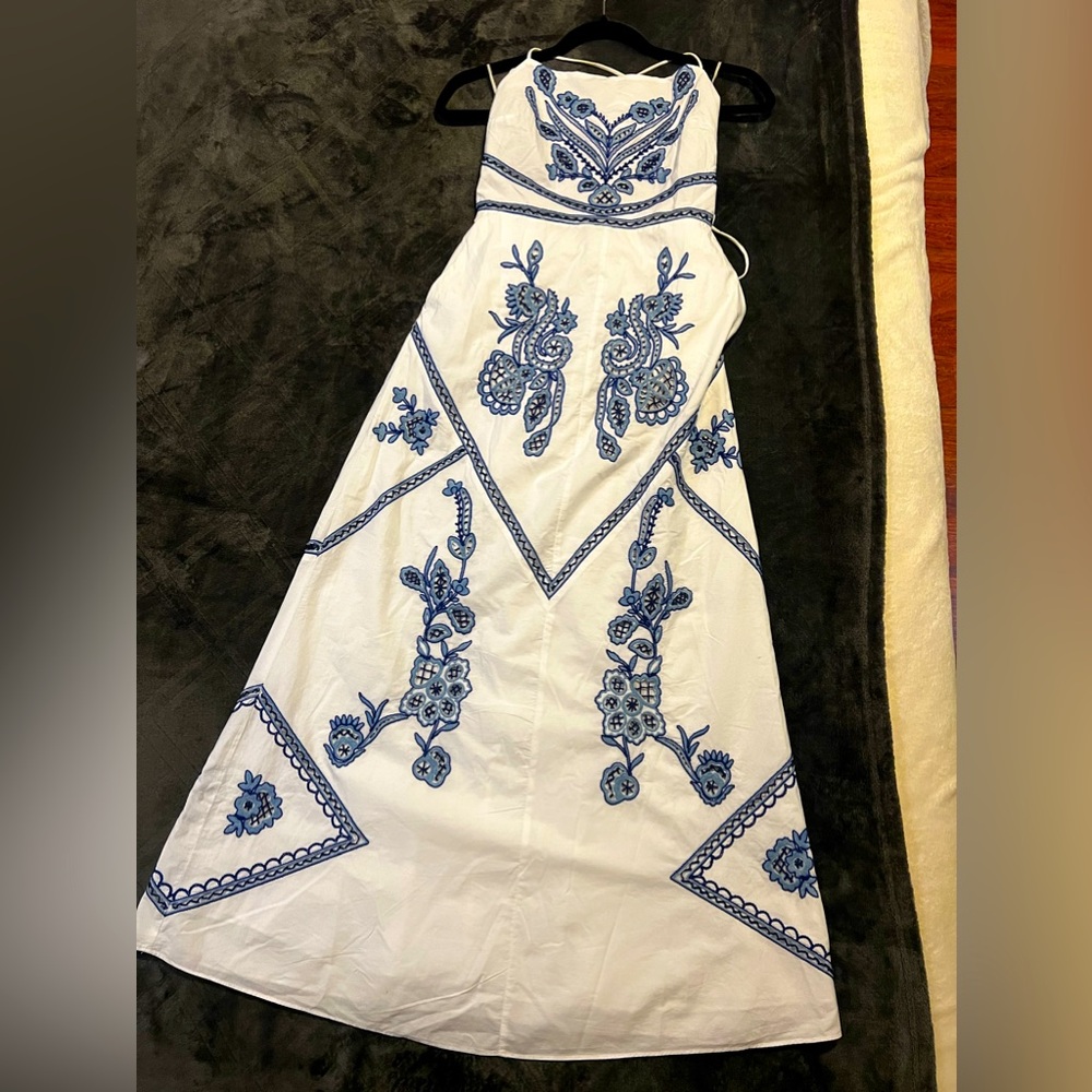 ZaRa EMBROIDERED Midi Dress